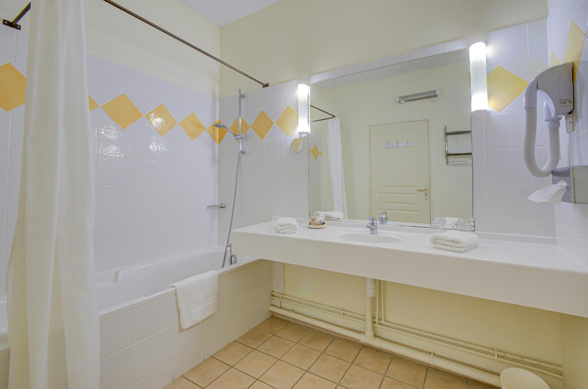Hotel Les Nevons LʼIsle-sur-la-Sorgue Cameră foto