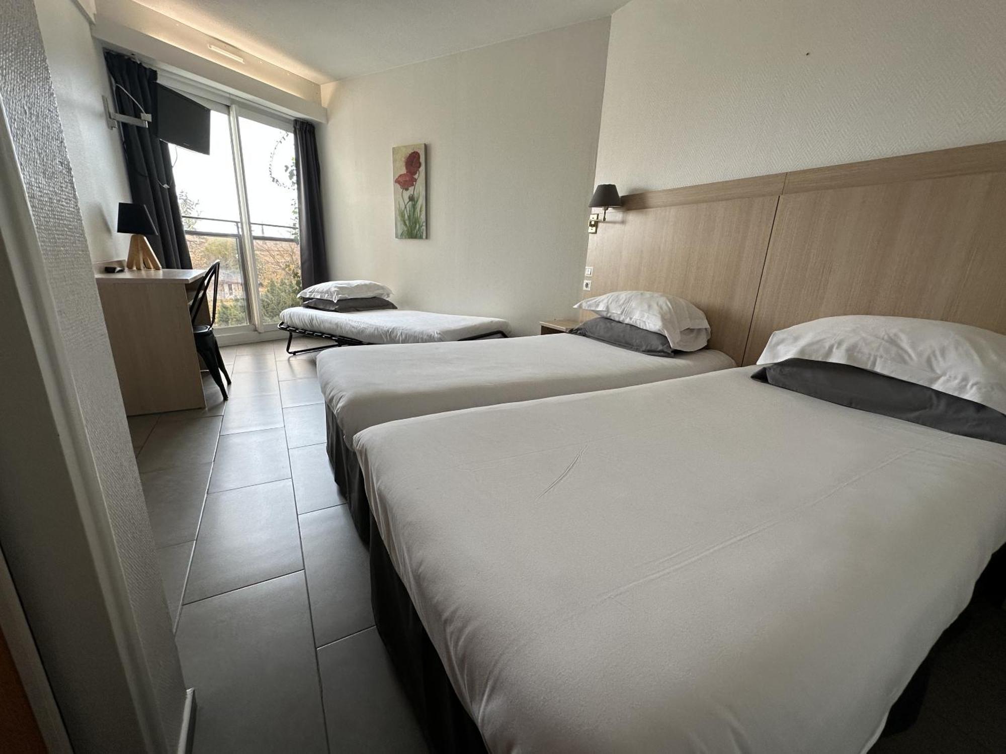 Hotel Les Nevons LʼIsle-sur-la-Sorgue Cameră foto